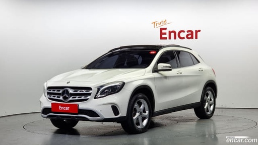 2018 MERCEDES-BENZ GLA-Class