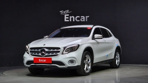 2019 MERCEDES-BENZ GLA-Class