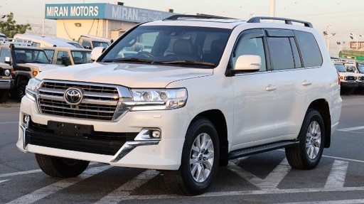 2018 TOYOTA Land Cruiser