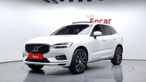 2021 VOLVO XC60