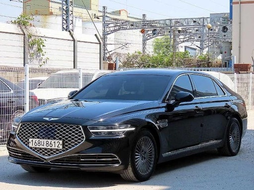 2020 Genesis G90