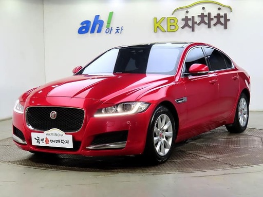 2017 JAGUAR XF