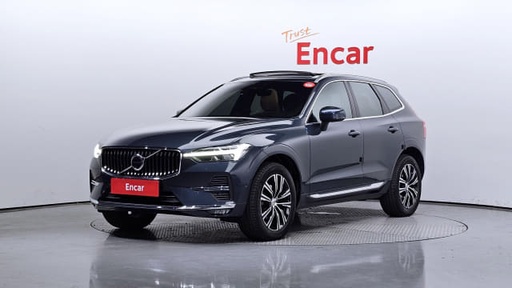 2022 VOLVO XC60