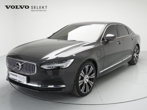 2023 VOLVO S90