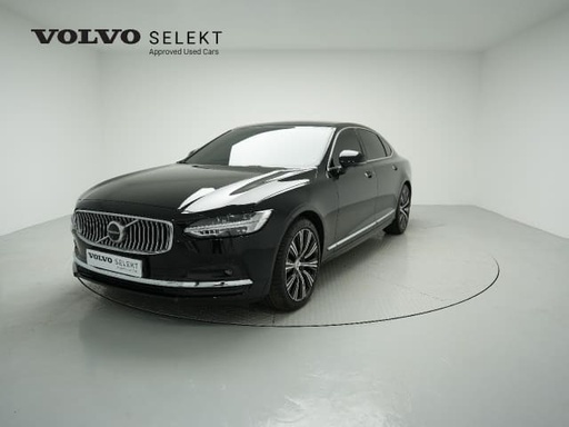 2023 VOLVO S90