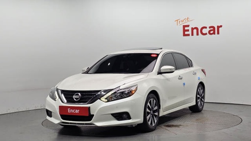 2017 NISSAN Altima