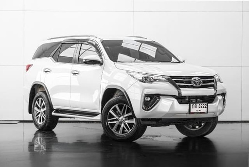 2018 TOYOTA Fortuner