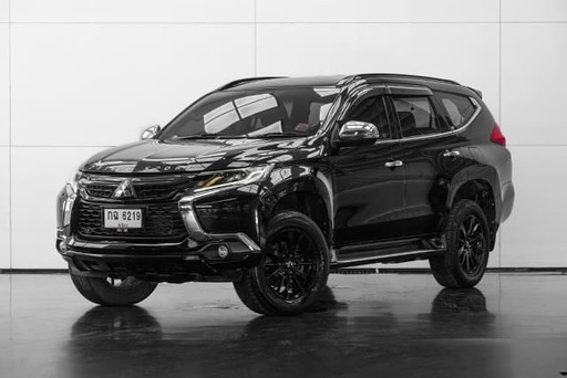 2019 MITSUBISHI Pajero