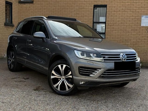 2017 VOLKSWAGEN Touareg