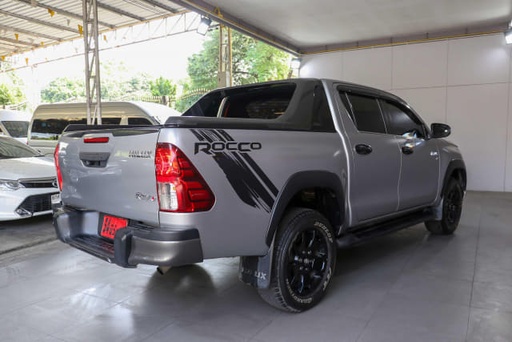 2018 TOYOTA Hilux