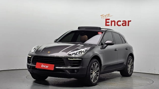 2018 Porsche MACAN