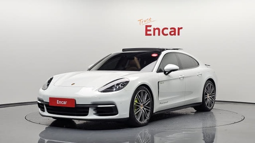 2018 Porsche Panamera