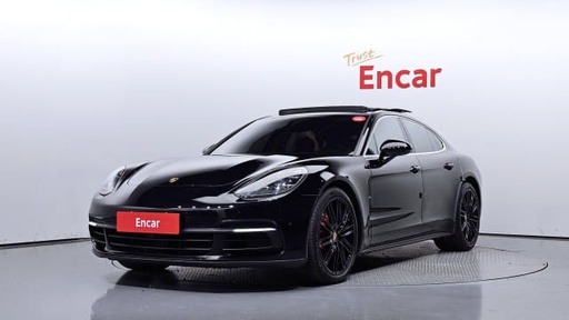 2018 Porsche Panamera