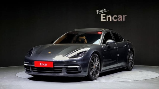 2018 Porsche Panamera