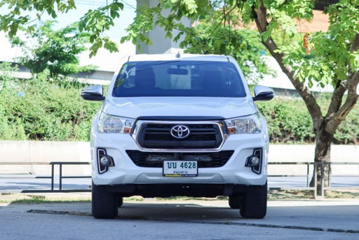 2018 TOYOTA Hilux