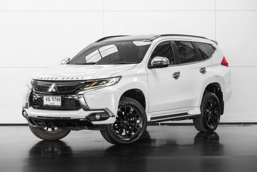 2018 MITSUBISHI Pajero