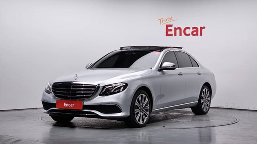 2020 MERCEDES-BENZ E-Class