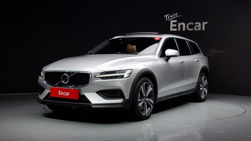 2021 VOLVO V60