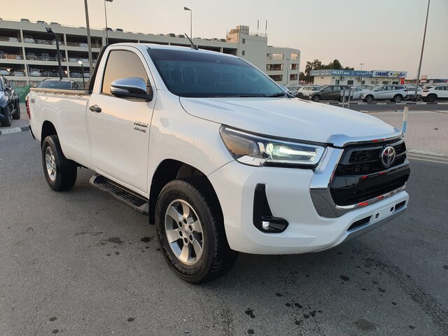 2020 TOYOTA Hilux