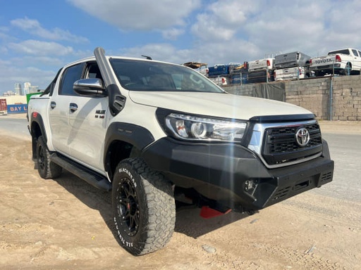 2019 TOYOTA Hilux