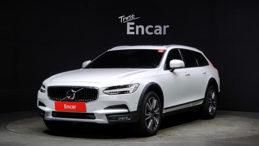 2019 VOLVO V90