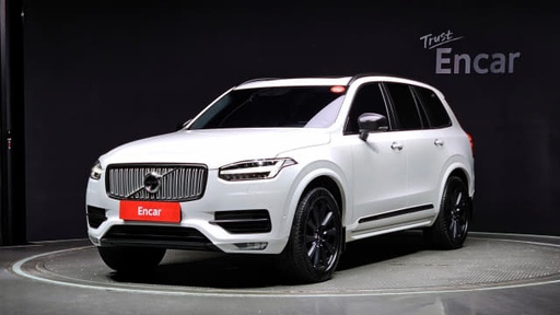 2017 VOLVO XC90