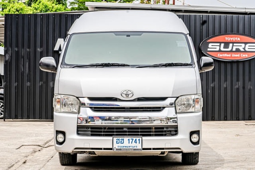 2019 TOYOTA Hiace Commuter