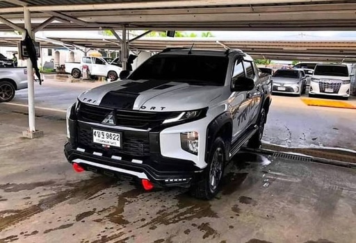 2022 MITSUBISHI Triton