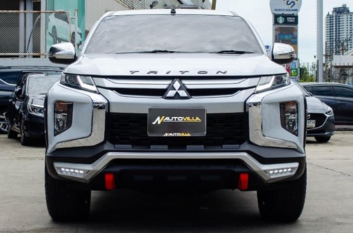 2020 MITSUBISHI Triton