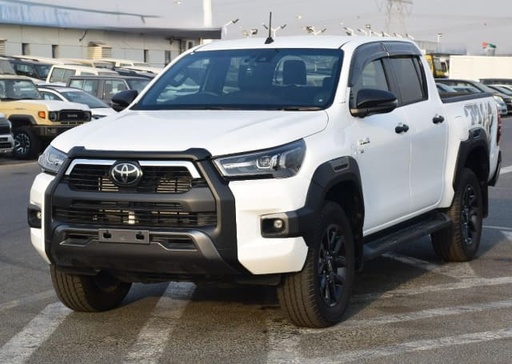 2024 TOYOTA Hilux