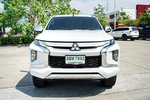 2020 MITSUBISHI Triton