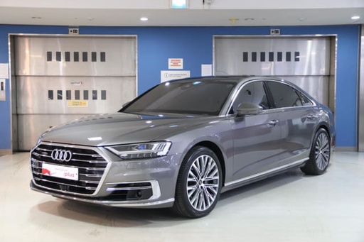 2021 AUDI A8