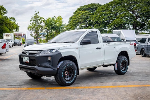 2022 MITSUBISHI Triton