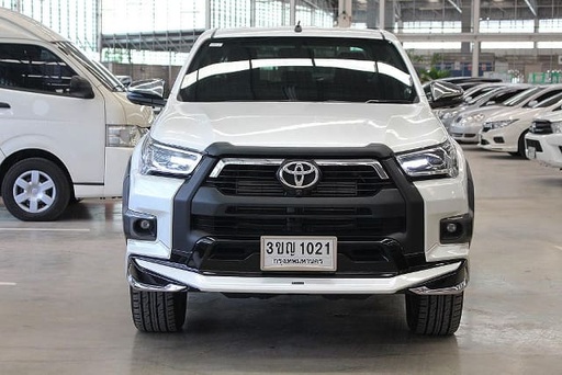 2022 TOYOTA Hilux