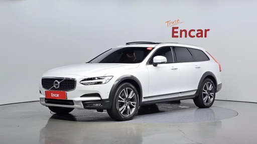 2018 VOLVO V90