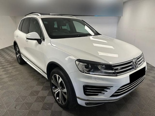 2017 VOLKSWAGEN Touareg