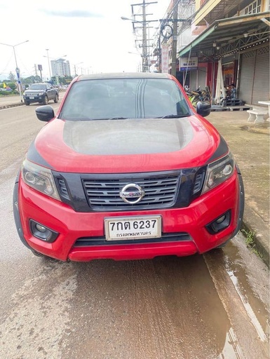 2018 NISSAN Navara