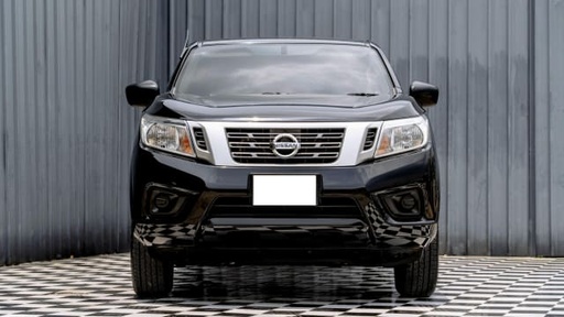 2019 NISSAN Navara