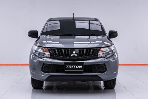 2019 MITSUBISHI Triton