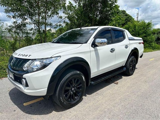 2017 MITSUBISHI Triton