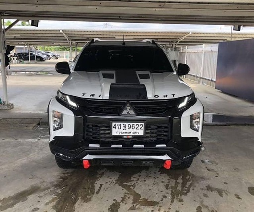 2022 MITSUBISHI Triton