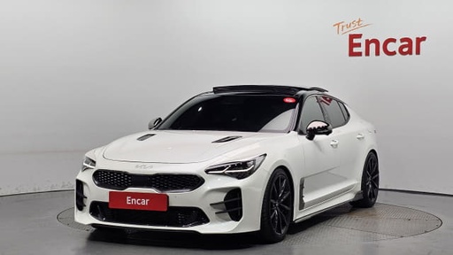 2022 KIA Stinger