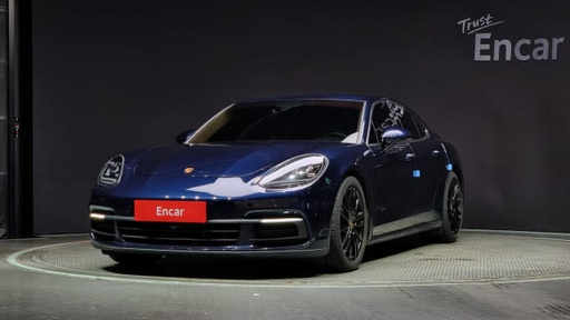 2018 Porsche Panamera