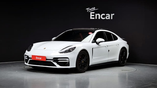 2018 Porsche Panamera