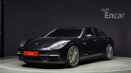 2020 Porsche Panamera