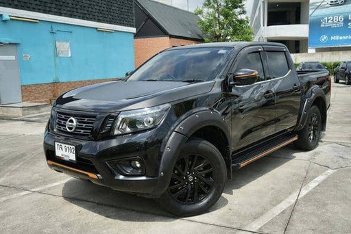 2020 NISSAN Navara