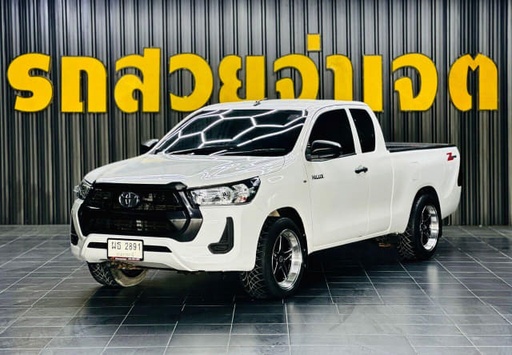 2020 TOYOTA Hilux