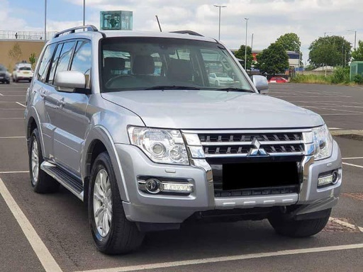 2016 MITSUBISHI Shogun