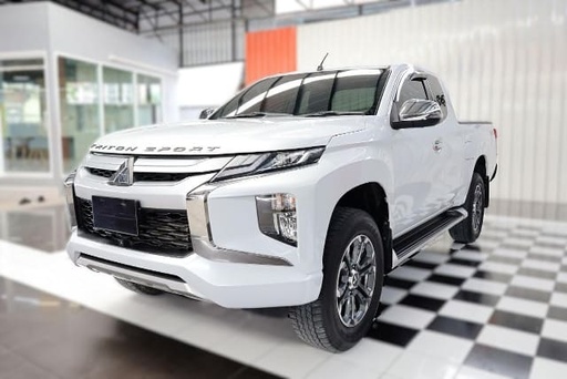 2020 MITSUBISHI Triton