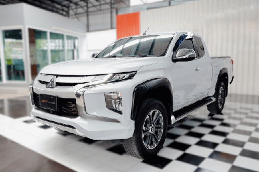 2020 MITSUBISHI Triton